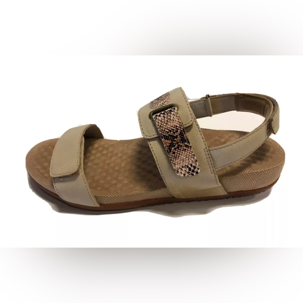 SoftWalk, Bimmer Strappy Sandals, Women’s Size 7.5 Wide